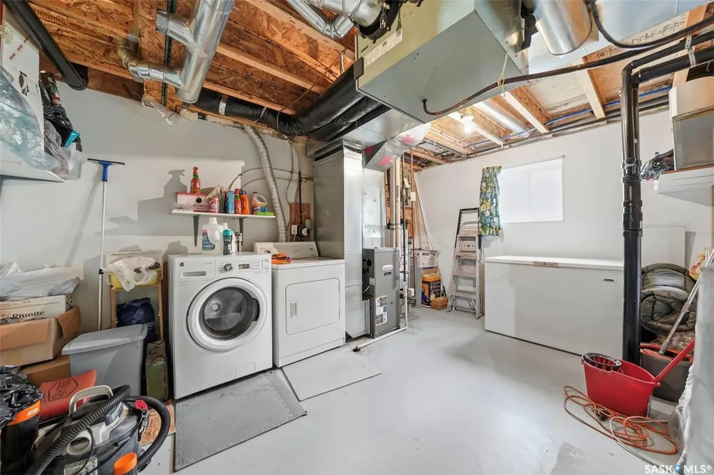 409 8th Avenue W Watrous SK S0K 4T0