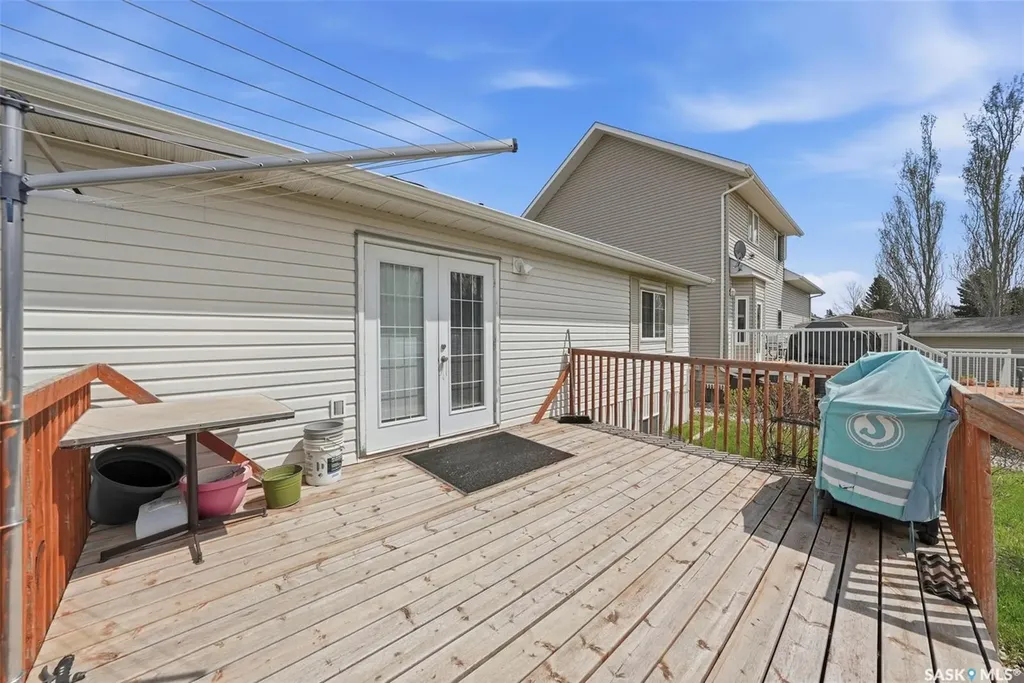 409 8th Avenue W Watrous SK S0K 4T0
