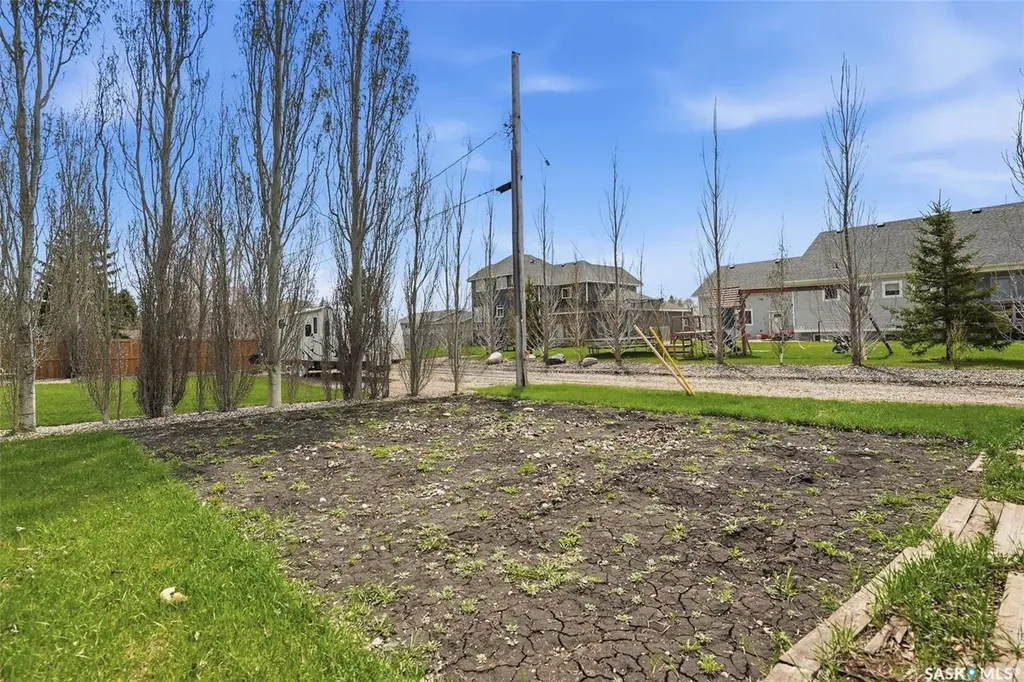 409 8th Avenue W Watrous SK S0K 4T0
