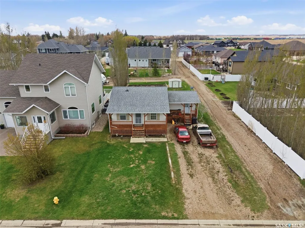 409 8th Avenue W Watrous SK S0K 4T0