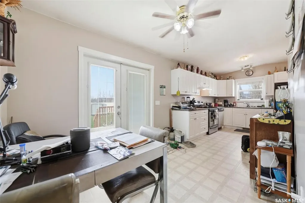 409 8th Avenue W Watrous SK S0K 4T0