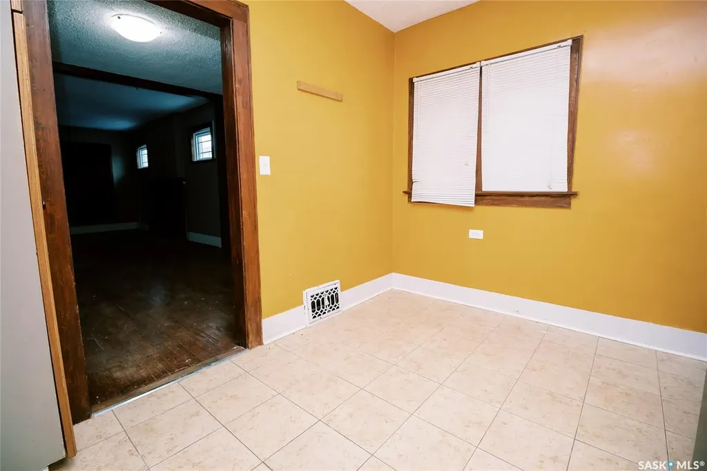 105 28th Street Saskatoon SK S7L 0K1