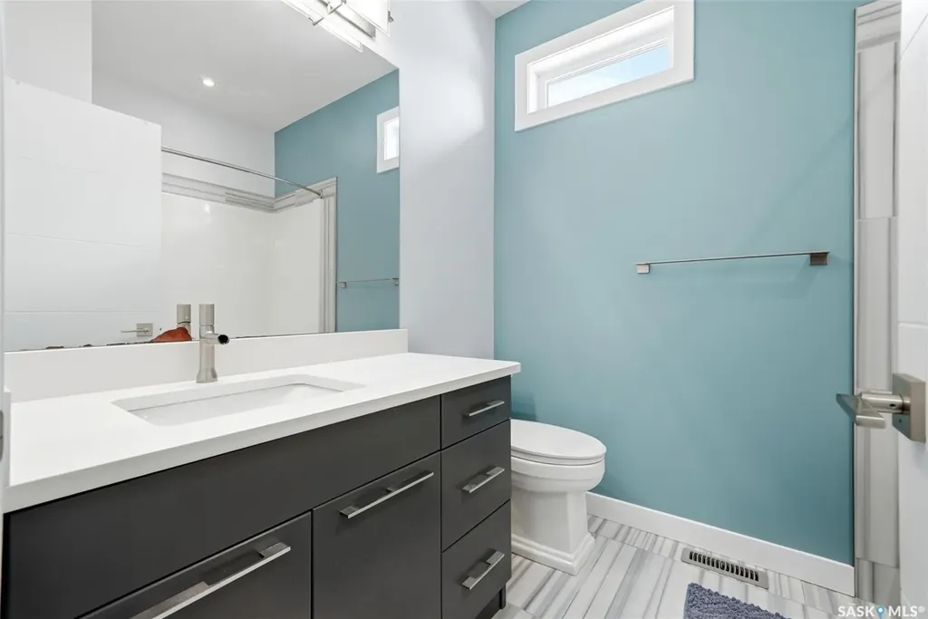 1609 Maple Hill Crescent N Regina SK S4X 0P1
