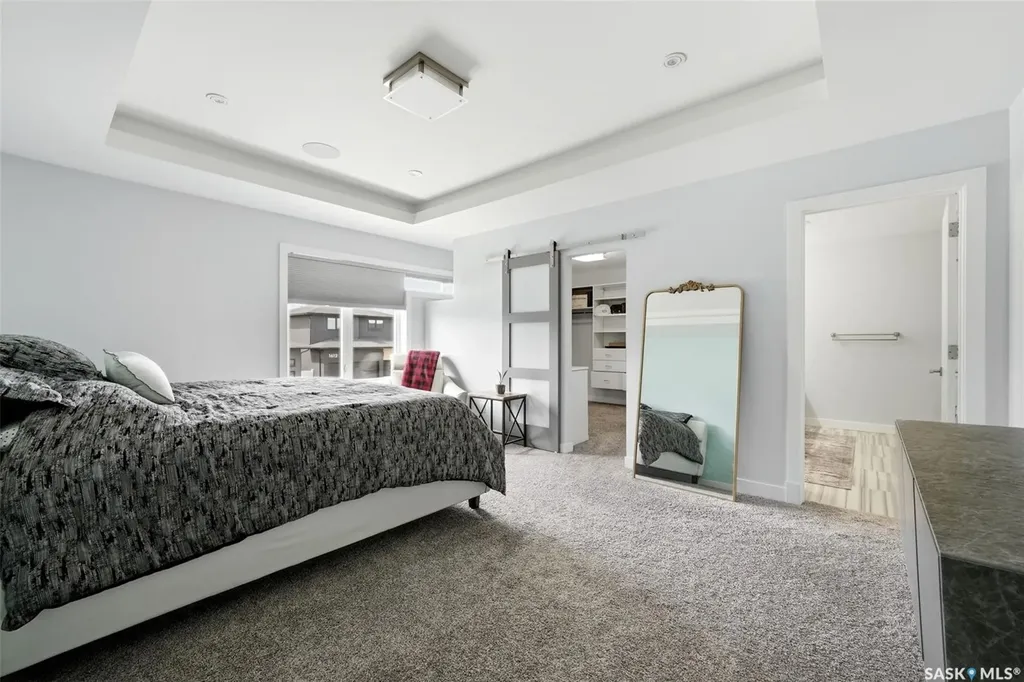 1609 Maple Hill Crescent N Regina SK S4X 0P1
