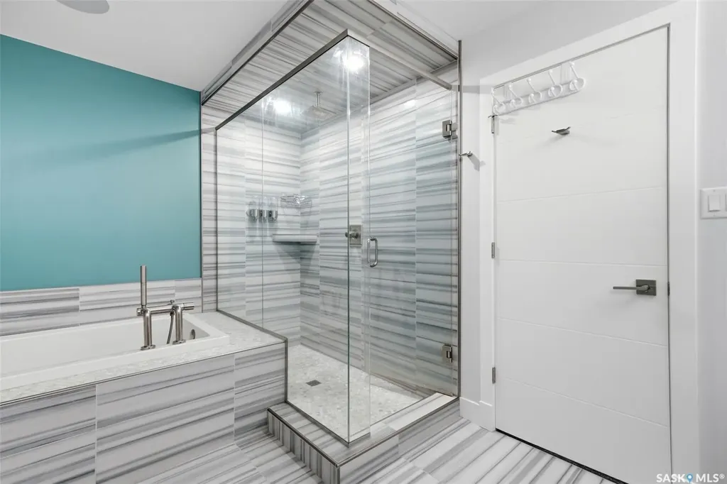 1609 Maple Hill Crescent N Regina SK S4X 0P1