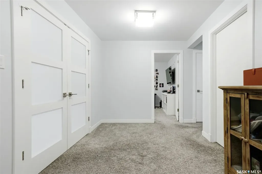 1609 Maple Hill Crescent N Regina SK S4X 0P1