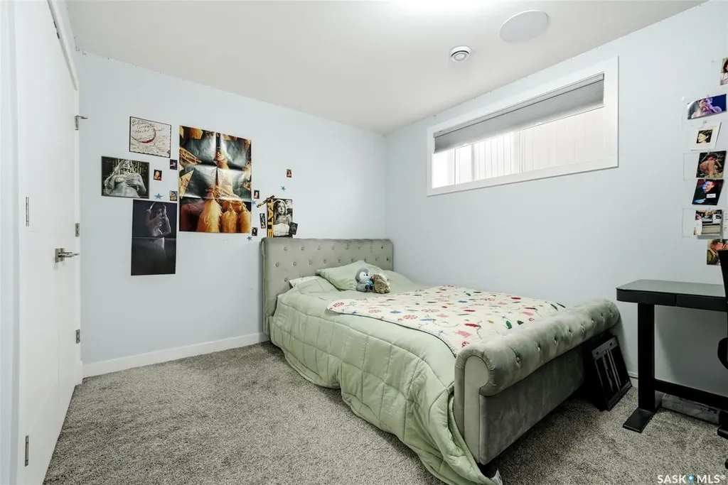 1609 Maple Hill Crescent N Regina SK S4X 0P1