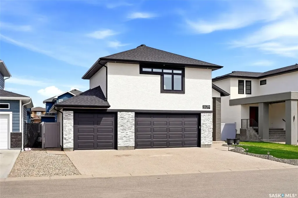 1609 Maple Hill Crescent N Regina SK S4X 0P1