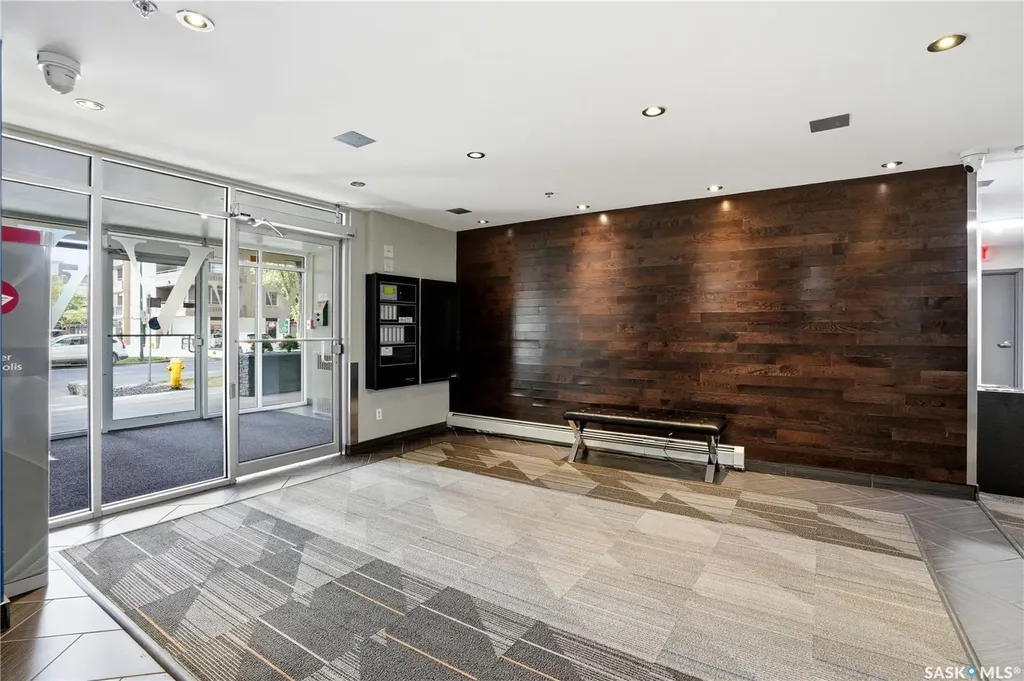 320 5th Avenue Saskatoon SK S7K 2P5