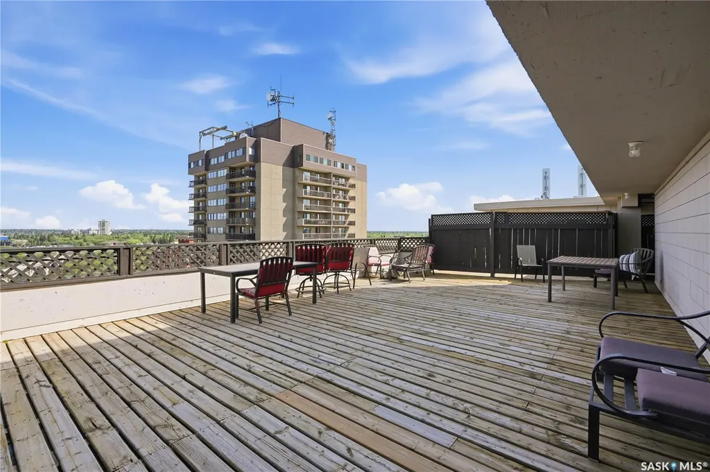 320 5th Avenue Saskatoon SK S7K 2P5