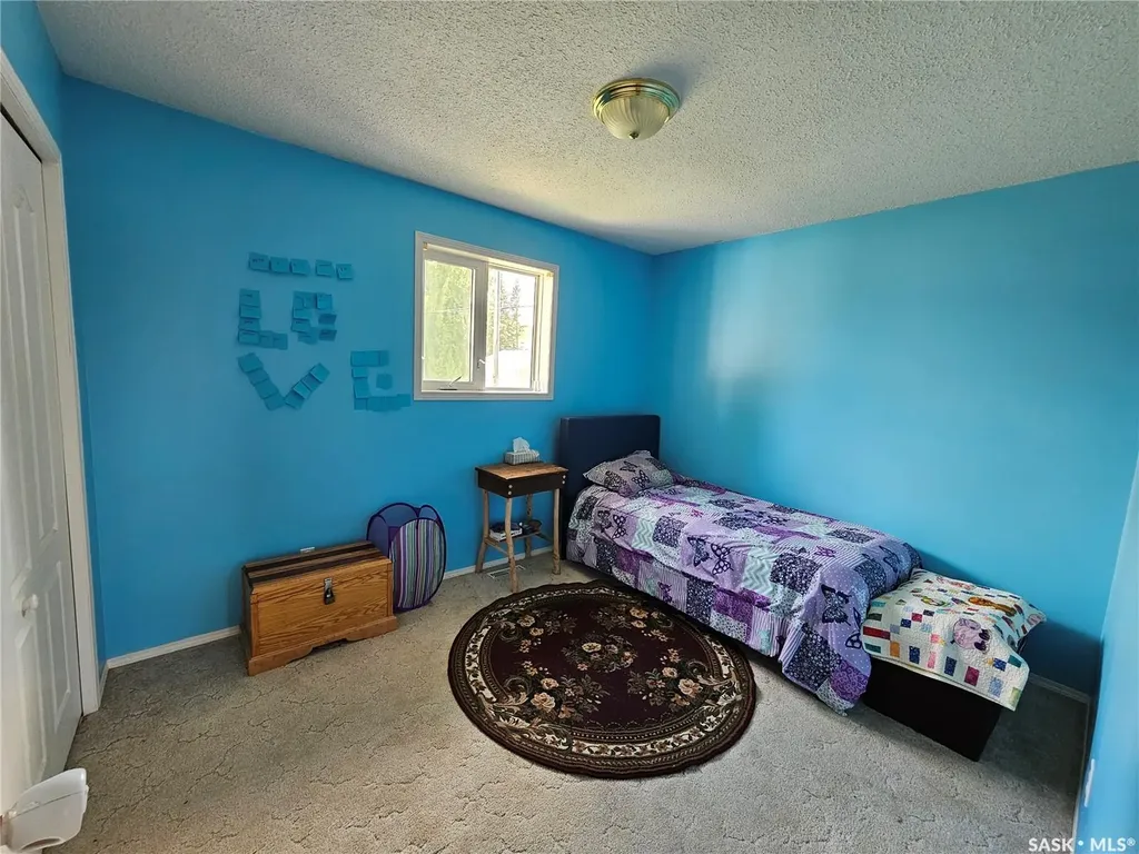412 1st Street E Unity SK S0K 4L0