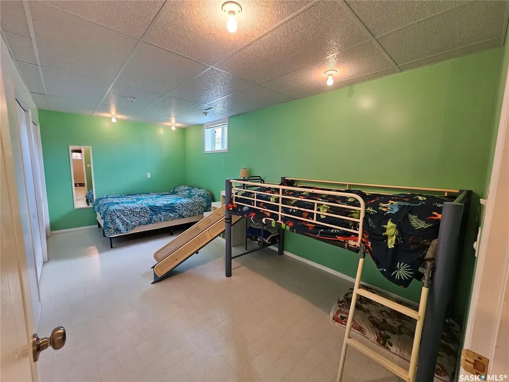 412 1st Street E Unity SK S0K 4L0