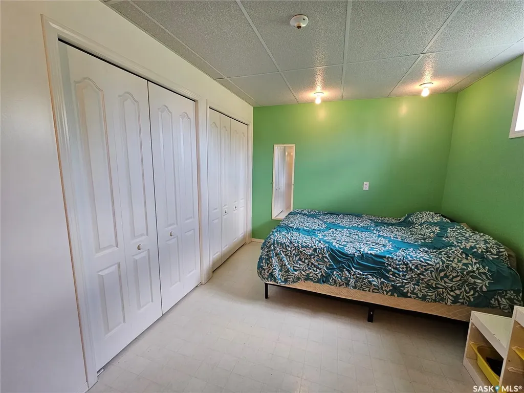 412 1st Street E Unity SK S0K 4L0