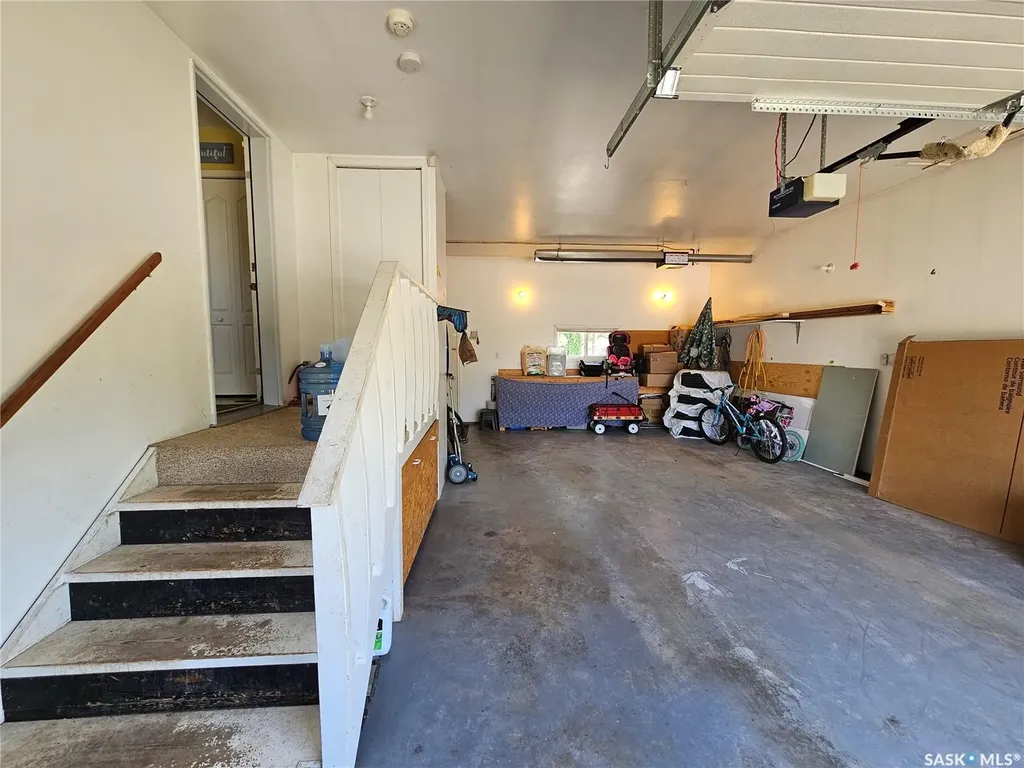 412 1st Street E Unity SK S0K 4L0