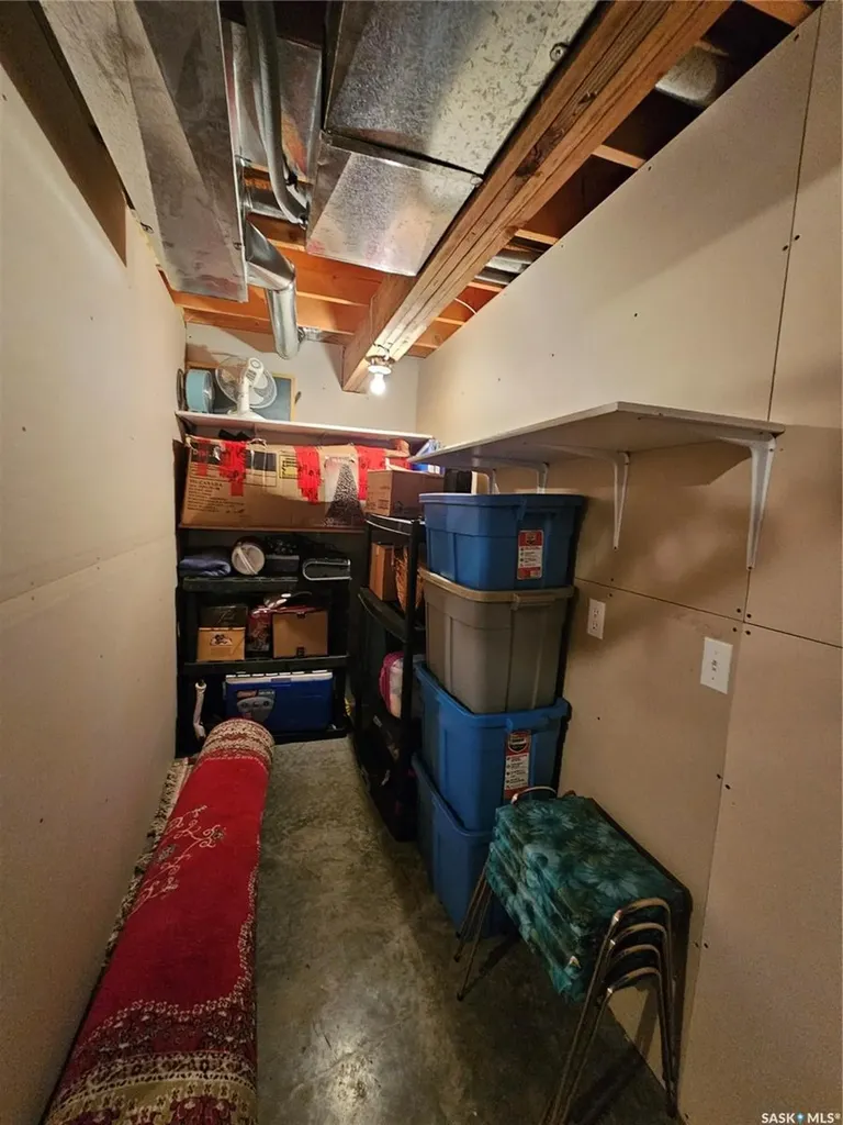 412 1st Street E Unity SK S0K 4L0