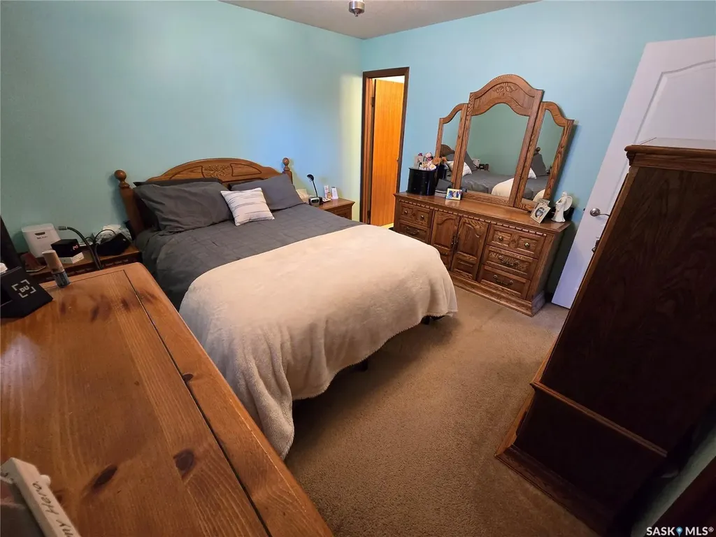 3464 Eagle Crescent Prince Albert SK S6V 7W9