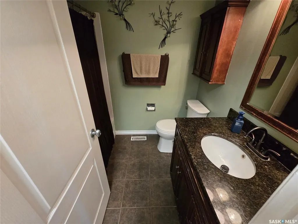 3464 Eagle Crescent Prince Albert SK S6V 7W9