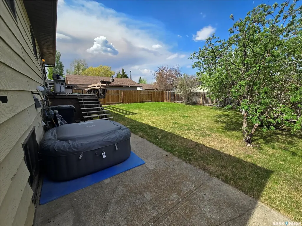 3464 Eagle Crescent Prince Albert SK S6V 7W9