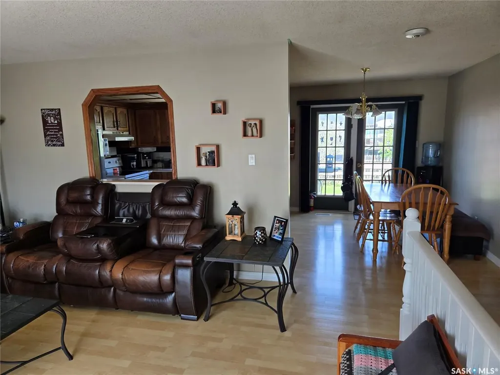 3464 Eagle Crescent Prince Albert SK S6V 7W9