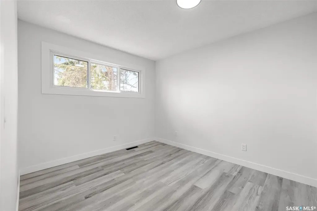 108 1st Avenue W Montmartre SK S0G 3M0