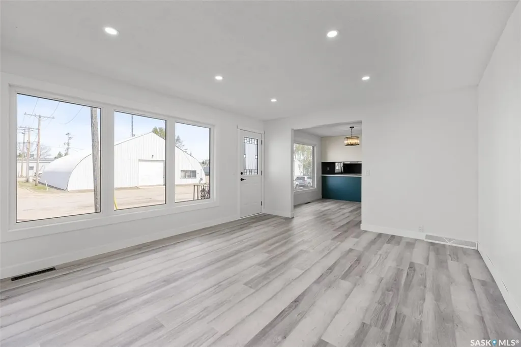 108 1st Avenue W Montmartre SK S0G 3M0