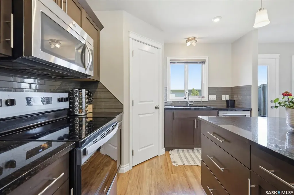 414 Maningas Bend Saskatoon SK S7W 0V6