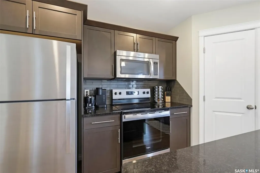 414 Maningas Bend Saskatoon SK S7W 0V6