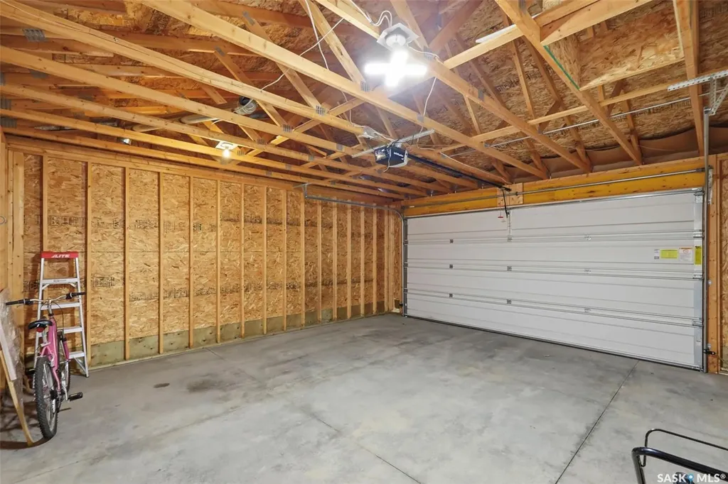 414 Maningas Bend Saskatoon SK S7W 0V6