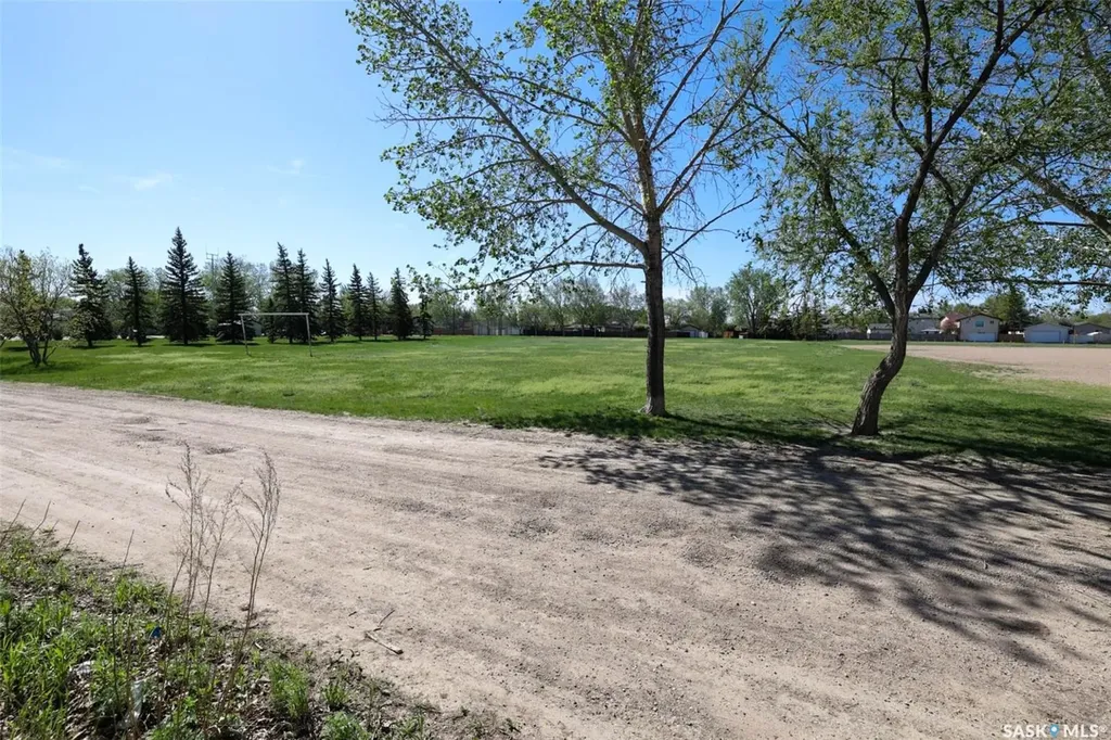 31 Paynter Crescent Regina SK S4X 1H5