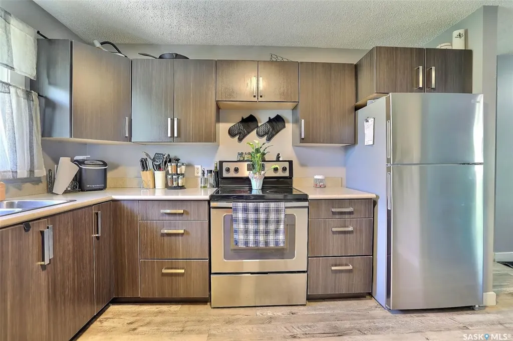31 Paynter Crescent Regina SK S4X 1H5