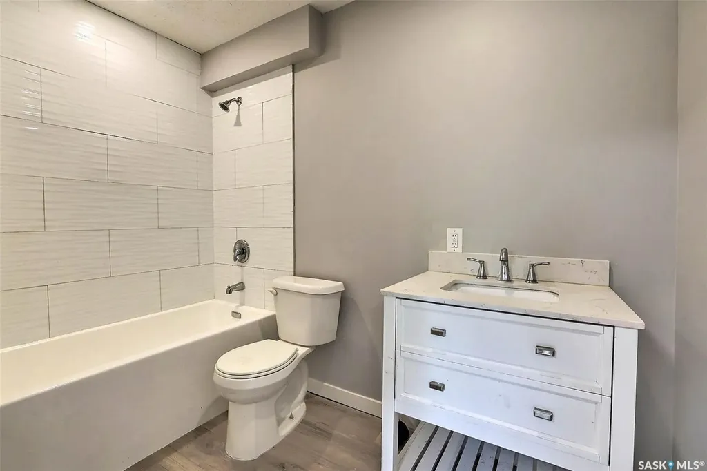 650 Robinson Street Regina SK S4P 2L8