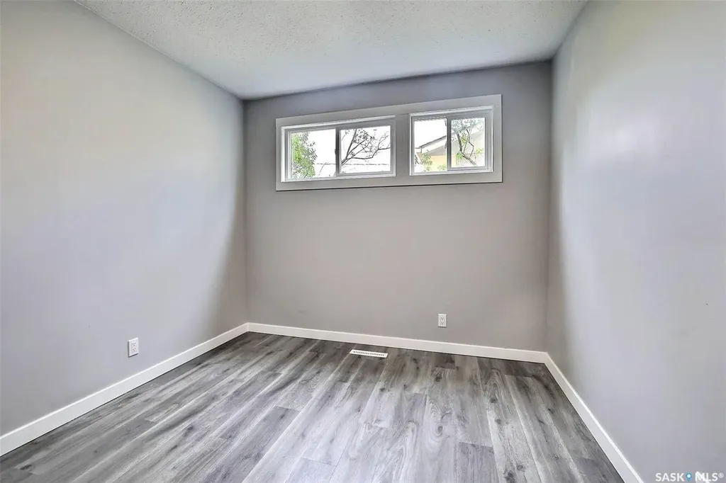 650 Robinson Street Regina SK S4P 2L8