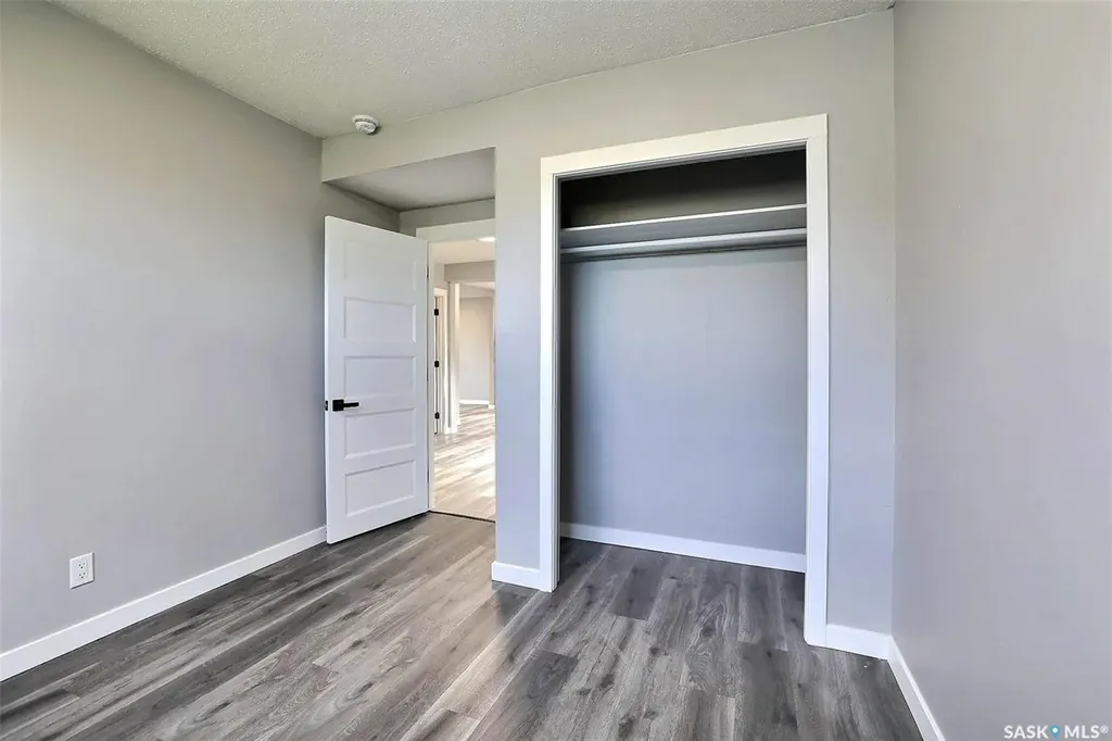 650 Robinson Street Regina SK S4P 2L8