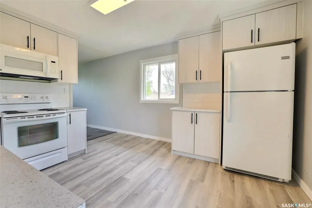 650 Robinson Street Regina SK S4P 2L8