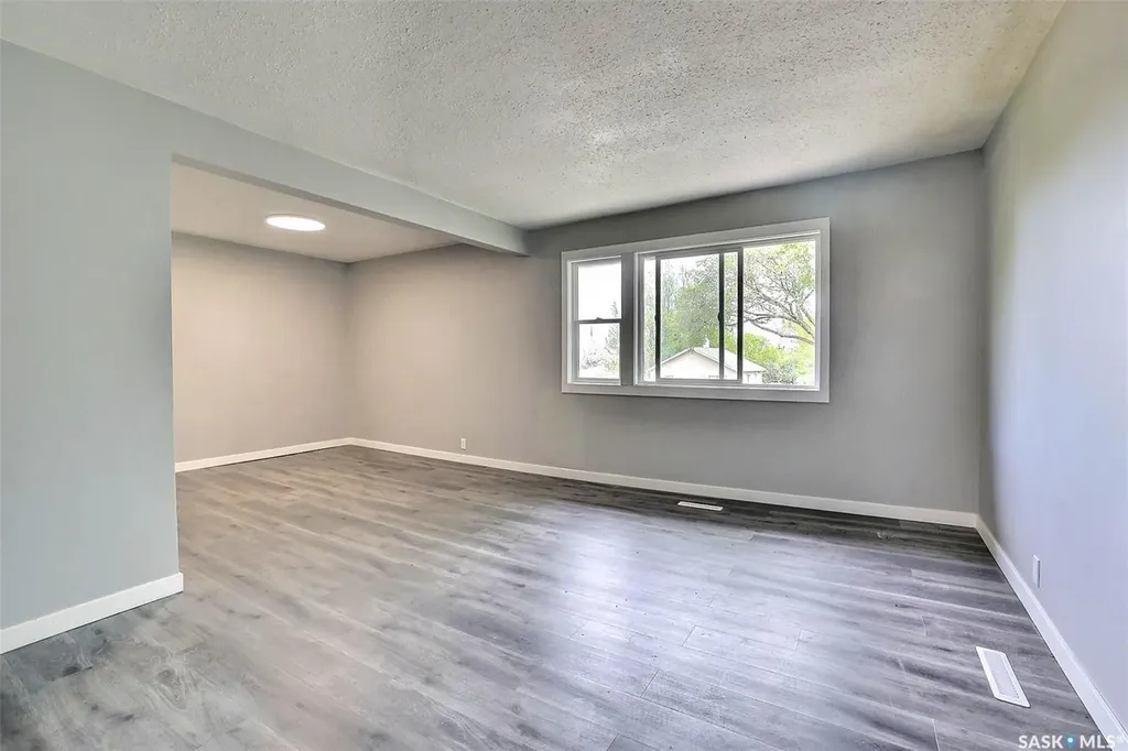 650 Robinson Street Regina SK S4P 2L8