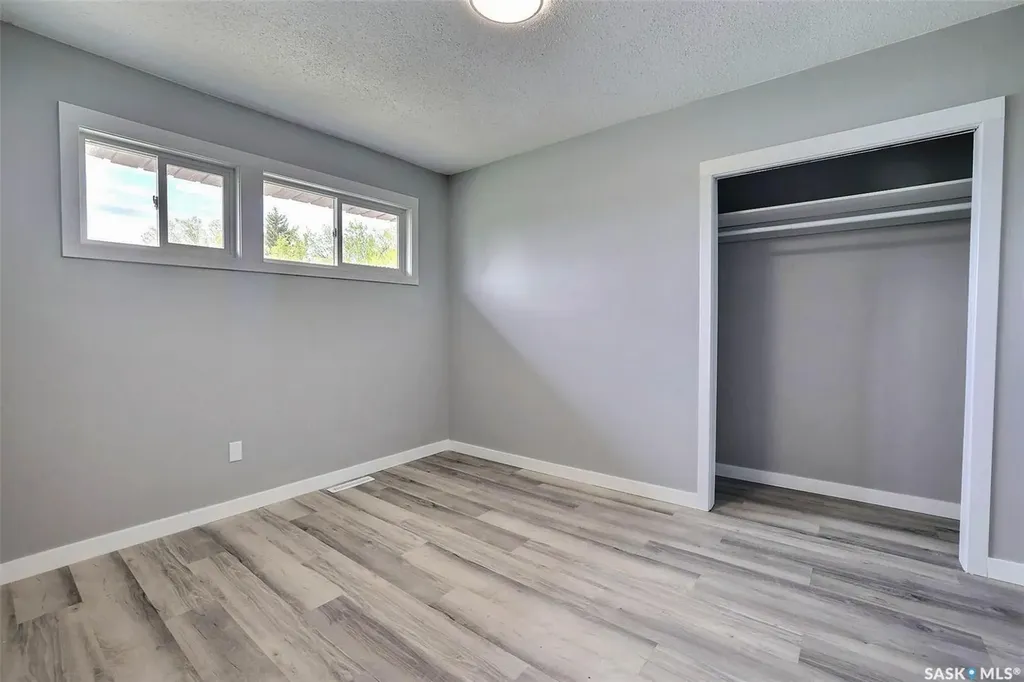 650 Robinson Street Regina SK S4P 2L8