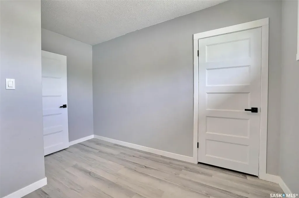 650 Robinson Street Regina SK S4P 2L8