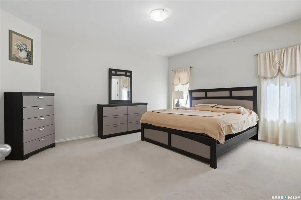 3714 Sandringham Road E Regina SK S4V 0N5