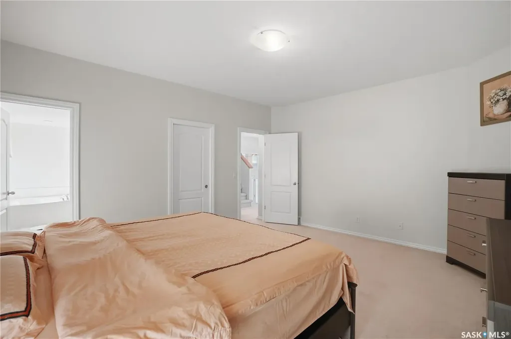 3714 Sandringham Road E Regina SK S4V 0N5