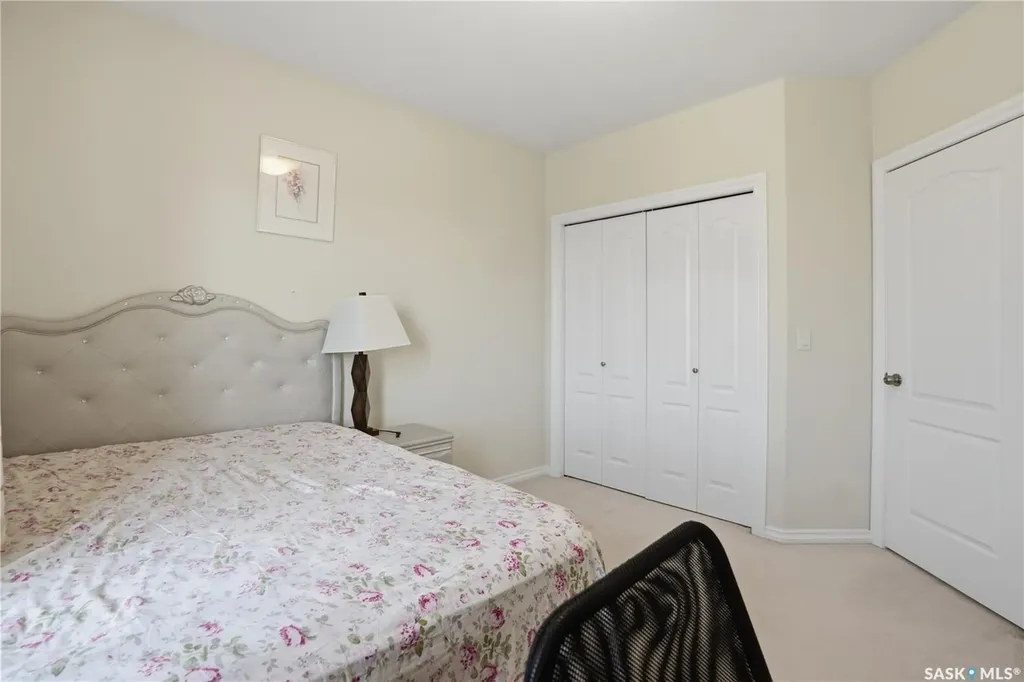 3714 Sandringham Road E Regina SK S4V 0N5