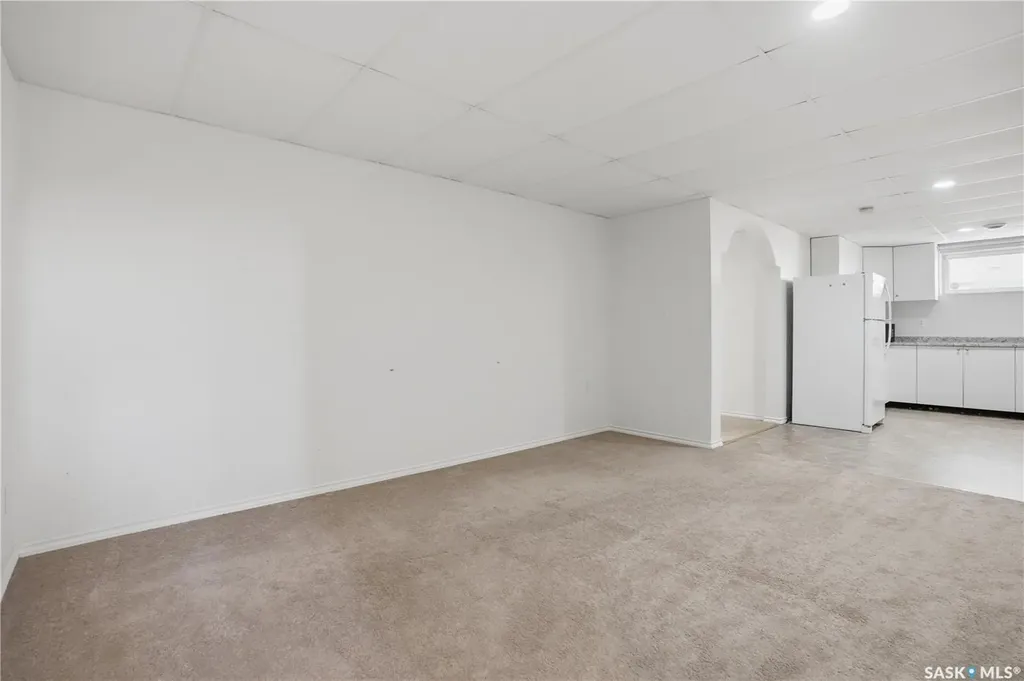 3714 Sandringham Road E Regina SK S4V 0N5