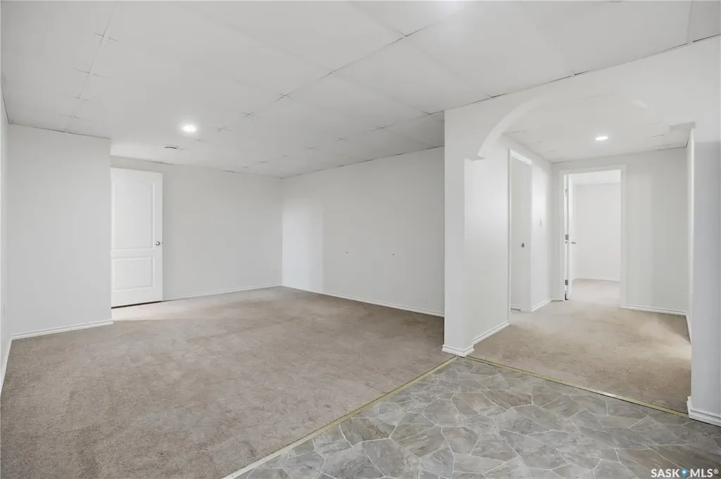 3714 Sandringham Road E Regina SK S4V 0N5