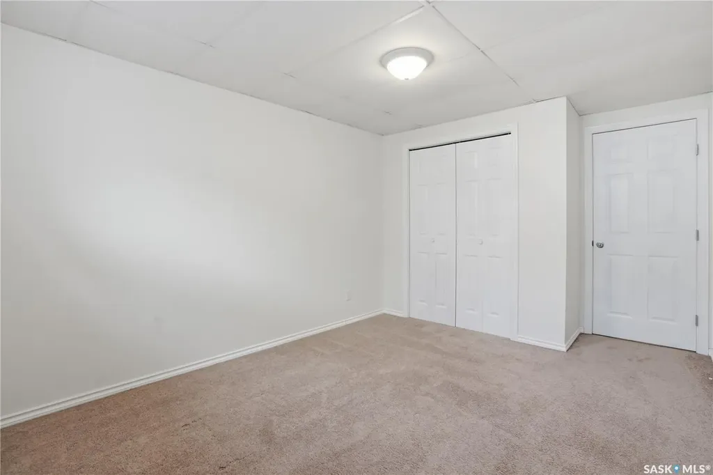 3714 Sandringham Road E Regina SK S4V 0N5