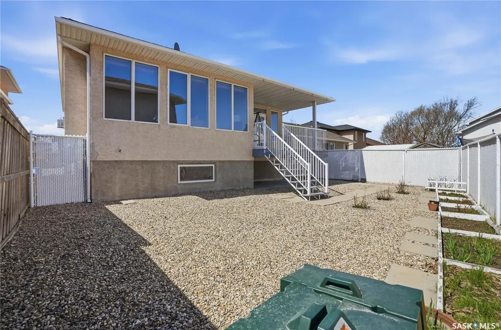 3714 Sandringham Road E Regina SK S4V 0N5