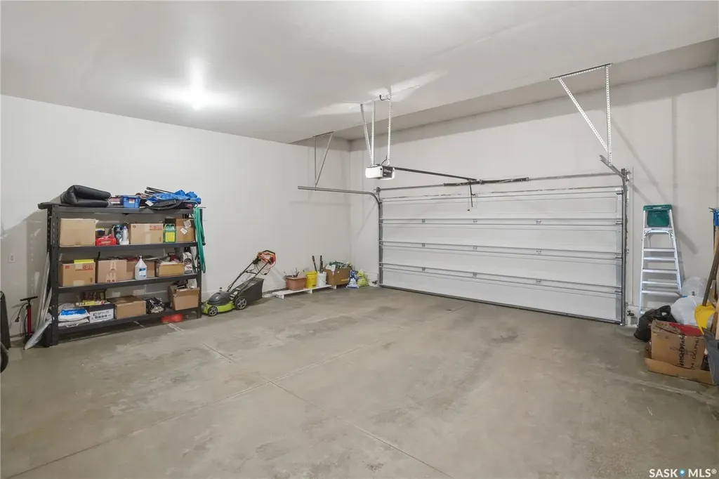 3714 Sandringham Road E Regina SK S4V 0N5