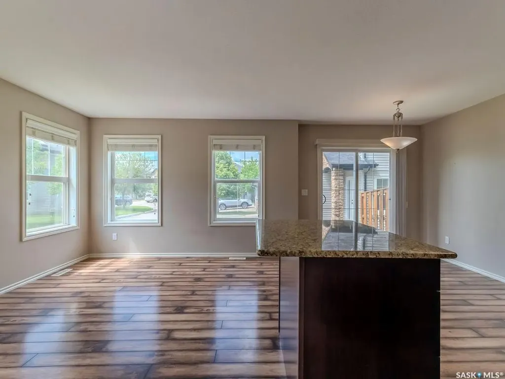 615 Lynd Crescent Saskatoon SK S7T 0G8
