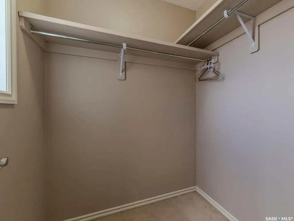 615 Lynd Crescent Saskatoon SK S7T 0G8