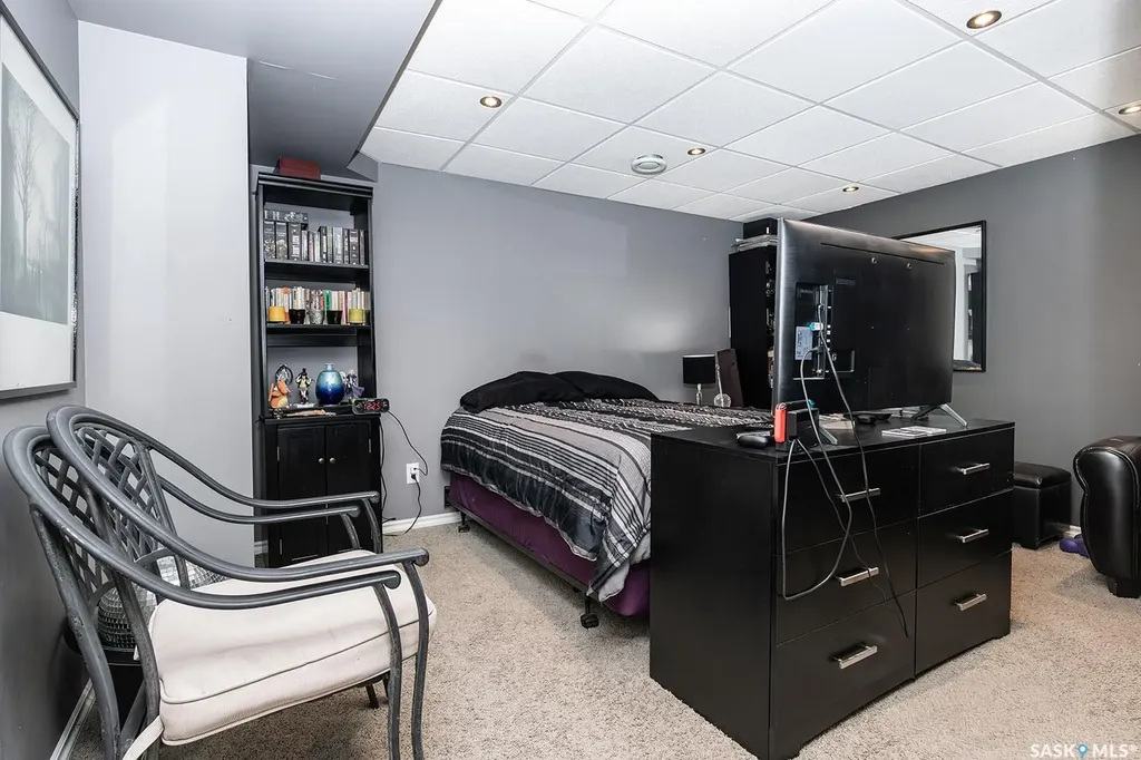 615 Lynd Crescent Saskatoon SK S7T 0G8