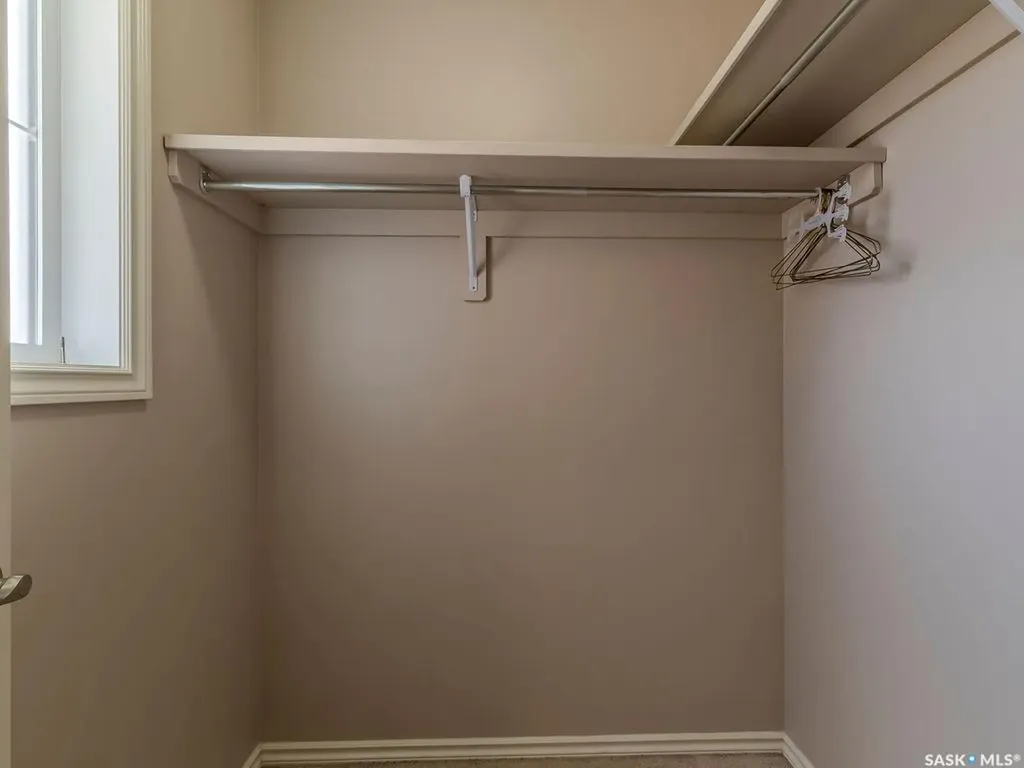 615 Lynd Crescent Saskatoon SK S7T 0G8