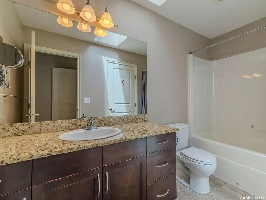 615 Lynd Crescent Saskatoon SK S7T 0G8